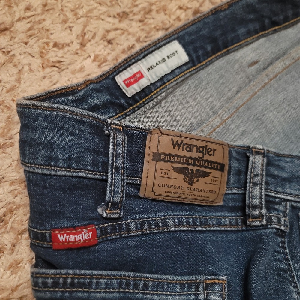 Wrangler Relaxed Boot Jeans Mens 40x30 Blue Stretch Premium Denim 112359283